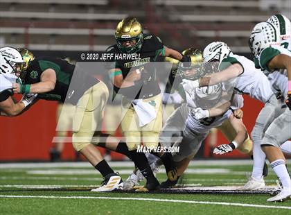 Thumbnail 2 in Lake Catholic @ Ursuline (OHSAA D4 Regional Final) photogallery.