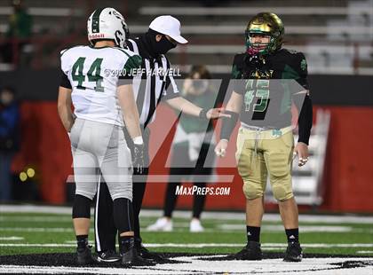 Thumbnail 1 in Lake Catholic @ Ursuline (OHSAA D4 Regional Final) photogallery.