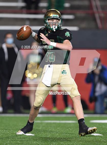 Thumbnail 1 in Lake Catholic @ Ursuline (OHSAA D4 Regional Final) photogallery.