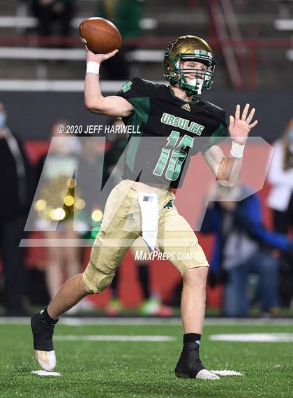 Thumbnail 3 in Lake Catholic @ Ursuline (OHSAA D4 Regional Final) photogallery.