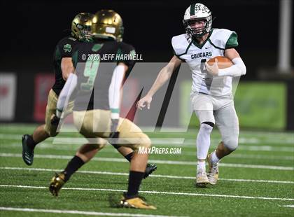 Thumbnail 3 in Lake Catholic @ Ursuline (OHSAA D4 Regional Final) photogallery.