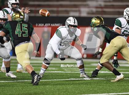 Thumbnail 3 in Lake Catholic @ Ursuline (OHSAA D4 Regional Final) photogallery.