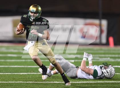 Thumbnail 3 in Lake Catholic @ Ursuline (OHSAA D4 Regional Final) photogallery.