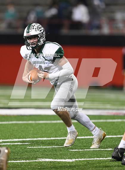Thumbnail 2 in Lake Catholic @ Ursuline (OHSAA D4 Regional Final) photogallery.
