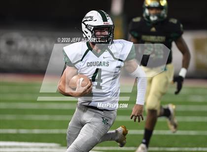 Thumbnail 3 in Lake Catholic @ Ursuline (OHSAA D4 Regional Final) photogallery.