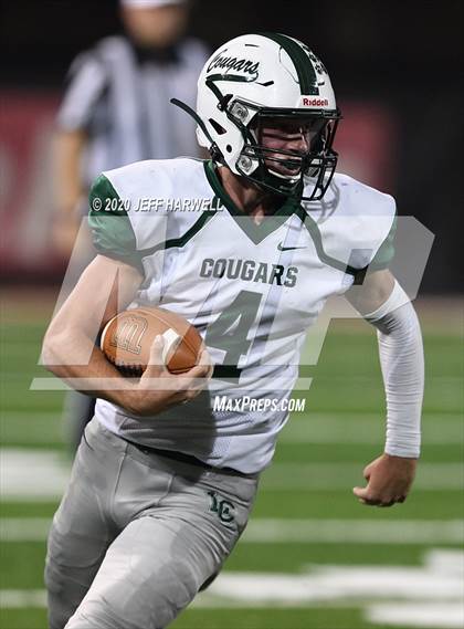 Thumbnail 2 in Lake Catholic @ Ursuline (OHSAA D4 Regional Final) photogallery.
