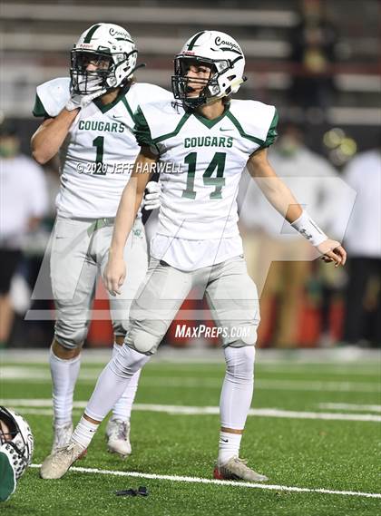 Thumbnail 1 in Lake Catholic @ Ursuline (OHSAA D4 Regional Final) photogallery.