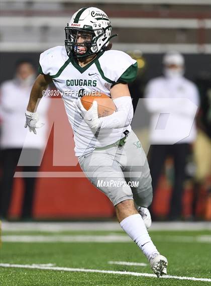 Thumbnail 3 in Lake Catholic @ Ursuline (OHSAA D4 Regional Final) photogallery.