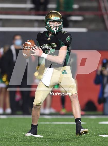 Thumbnail 3 in Lake Catholic @ Ursuline (OHSAA D4 Regional Final) photogallery.