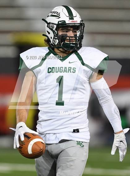 Thumbnail 3 in Lake Catholic @ Ursuline (OHSAA D4 Regional Final) photogallery.