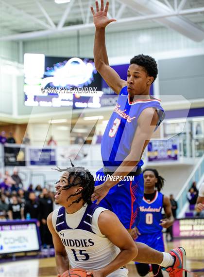 Thumbnail 1 in Woodward @ Middletown photogallery.