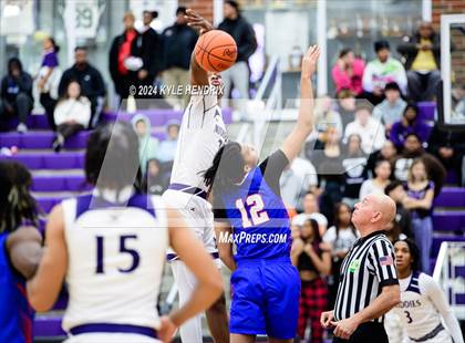 Thumbnail 3 in Woodward @ Middletown photogallery.