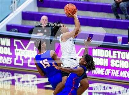 Thumbnail 1 in Woodward @ Middletown photogallery.