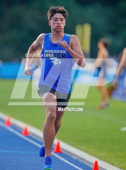 Thumbnail 3 in GIAA 3A Finals (800 Meters Relay Heat 2) photogallery.