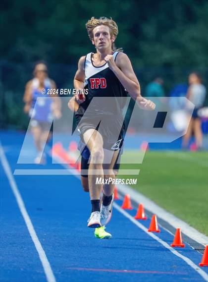 Thumbnail 1 in GIAA 3A Finals (800 Meters Relay Heat 2) photogallery.