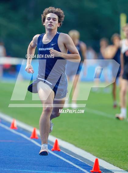 Thumbnail 1 in GIAA 3A Finals (800 Meters Relay Heat 2) photogallery.
