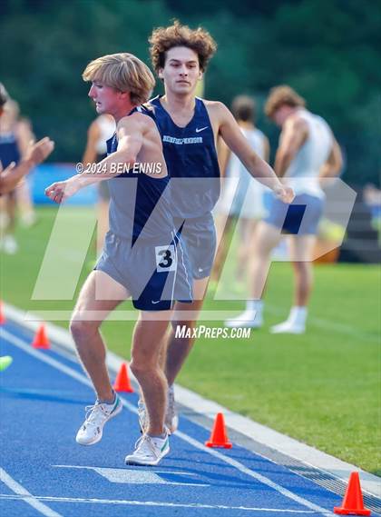 Thumbnail 1 in GIAA 3A Finals (800 Meters Relay Heat 2) photogallery.