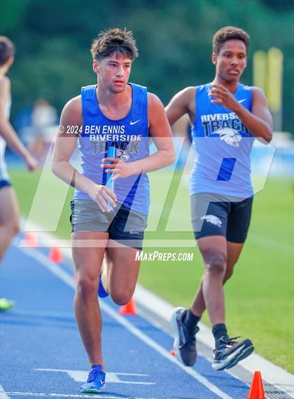 Thumbnail 2 in GIAA 3A Finals (800 Meters Relay Heat 2) photogallery.