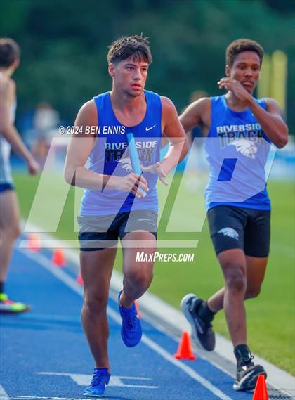 Thumbnail 3 in GIAA 3A Finals (800 Meters Relay Heat 2) photogallery.