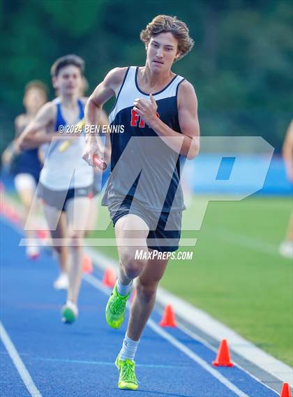 Thumbnail 1 in GIAA 3A Finals (800 Meters Relay Heat 2) photogallery.