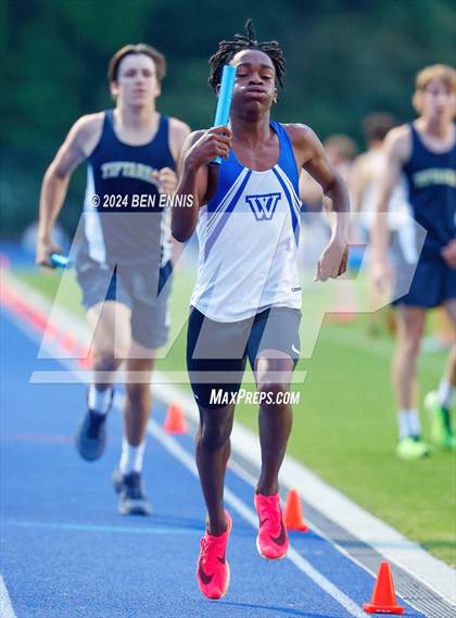 Thumbnail 1 in GIAA 3A Finals (800 Meters Relay Heat 2) photogallery.