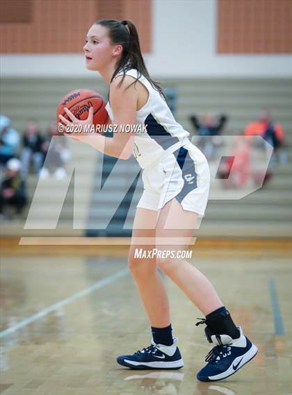 Thumbnail 2 in Utica Eisenhower vs. Stoney Creek (MHSAA District Semifinal) photogallery.