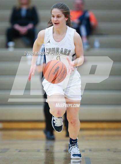 Thumbnail 1 in Utica Eisenhower vs. Stoney Creek (MHSAA District Semifinal) photogallery.