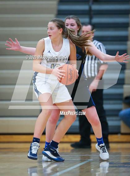 Thumbnail 2 in Utica Eisenhower vs. Stoney Creek (MHSAA District Semifinal) photogallery.