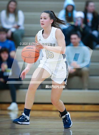 Thumbnail 1 in Utica Eisenhower vs. Stoney Creek (MHSAA District Semifinal) photogallery.