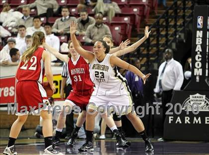Thumbnail 3 in Archbishop Mitty vs. Carondelet (CIF NorCal D2 Final) photogallery.