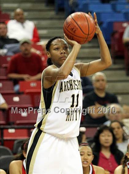 Thumbnail 3 in Archbishop Mitty vs. Carondelet (CIF NorCal D2 Final) photogallery.