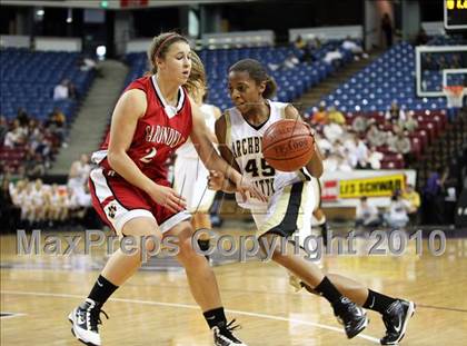 Thumbnail 2 in Archbishop Mitty vs. Carondelet (CIF NorCal D2 Final) photogallery.