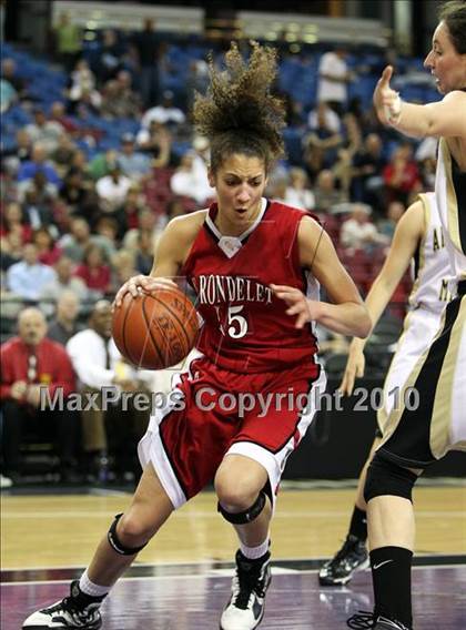 Thumbnail 3 in Archbishop Mitty vs. Carondelet (CIF NorCal D2 Final) photogallery.