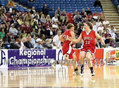 Thumbnail 3 in Archbishop Mitty vs. Carondelet (CIF NorCal D2 Final) photogallery.