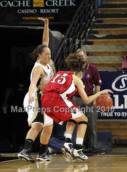 Thumbnail 1 in Archbishop Mitty vs. Carondelet (CIF NorCal D2 Final) photogallery.