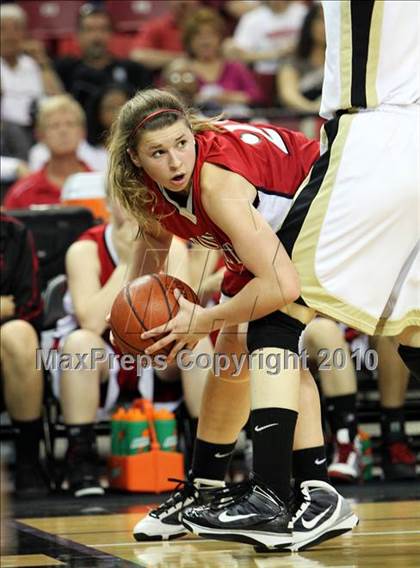 Thumbnail 2 in Archbishop Mitty vs. Carondelet (CIF NorCal D2 Final) photogallery.