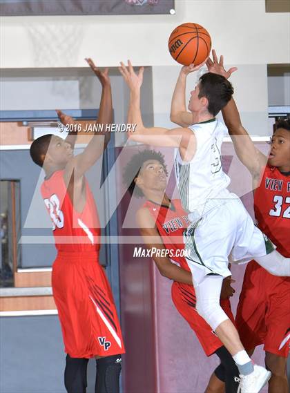 Thumbnail 1 in View Park vs. Royal (Rancho Mirage Holiday Invitational) photogallery.