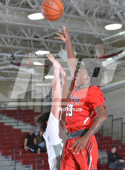 Thumbnail 2 in View Park vs. Royal (Rancho Mirage Holiday Invitational) photogallery.