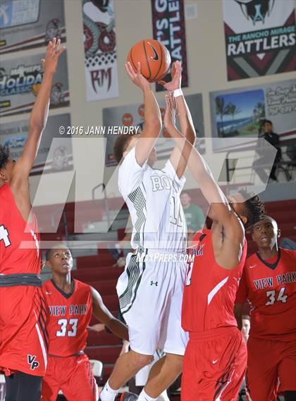 Thumbnail 3 in View Park vs. Royal (Rancho Mirage Holiday Invitational) photogallery.
