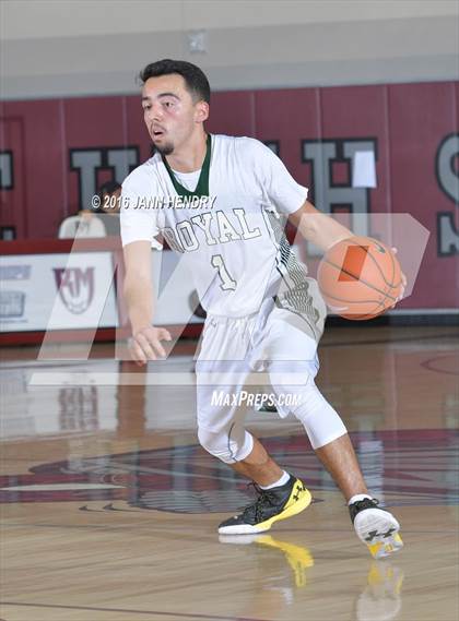 Thumbnail 2 in View Park vs. Royal (Rancho Mirage Holiday Invitational) photogallery.