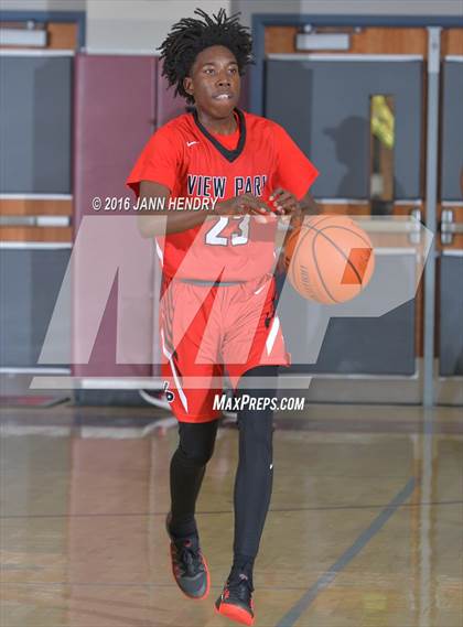 Thumbnail 3 in View Park vs. Royal (Rancho Mirage Holiday Invitational) photogallery.