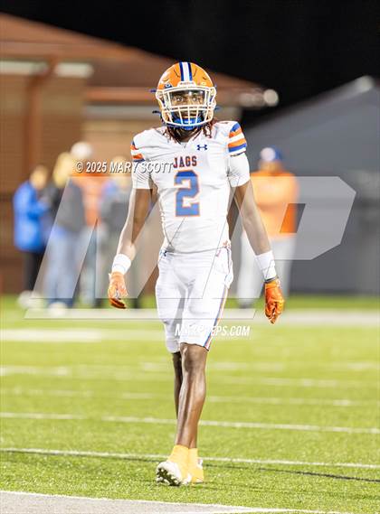 Thumbnail 2 in Madison Central @ Horn Lake (MHSAA 7A Round 1) photogallery.