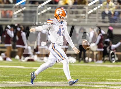 Thumbnail 1 in Madison Central @ Horn Lake (MHSAA 7A Round 1) photogallery.