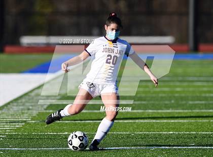 Thumbnail 3 in John Jay-Cross River @ Byram Hills photogallery.