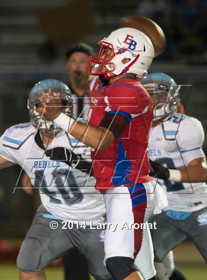 Thumbnail 1 in East Bakersfield vs. South photogallery.