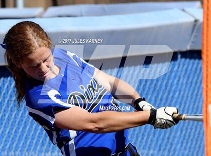 Thumbnail 3 in Dixie vs Bishop Gorman photogallery.