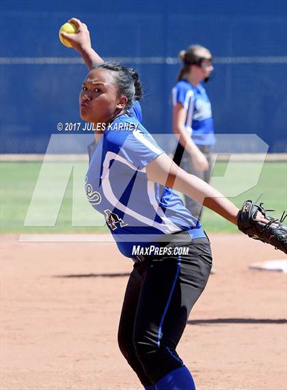 Thumbnail 2 in Dixie vs Bishop Gorman photogallery.