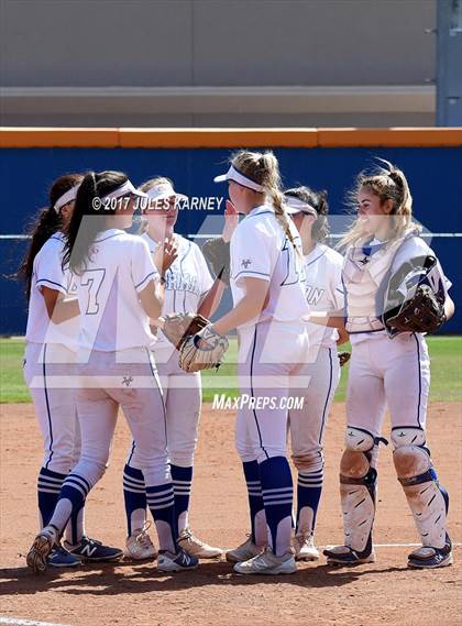 Thumbnail 2 in Dixie vs Bishop Gorman photogallery.