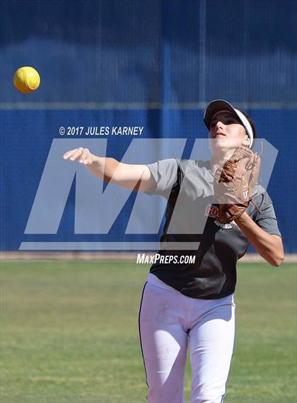 Thumbnail 3 in Dixie vs Bishop Gorman photogallery.