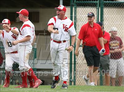 Thumbnail 2 in Boerne @ Vista Ridge (Texas 4A Regional Quarterfinal) photogallery.